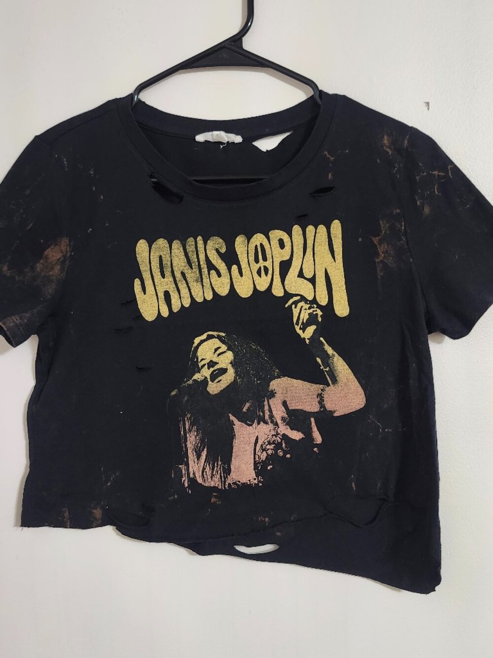 Bleached and distressed Janis Joplin cropped Tee size M